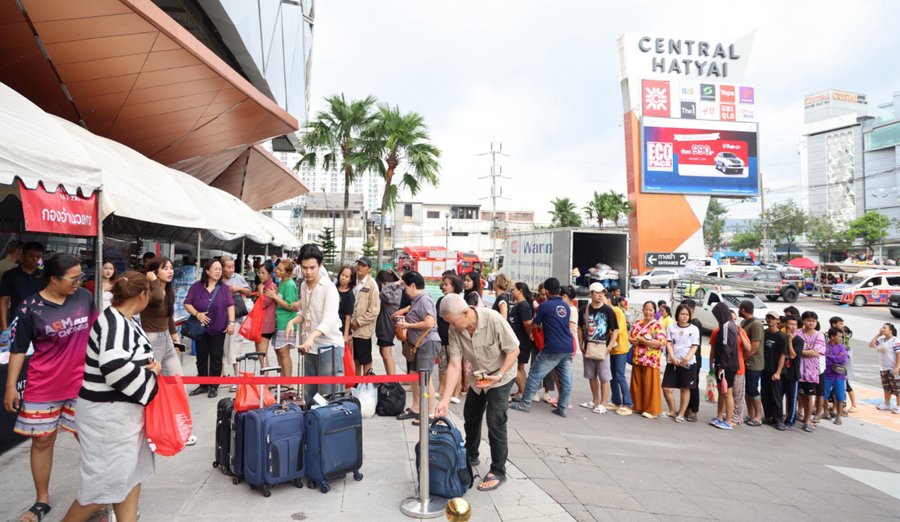 เซ็นทรัล หาดใหญ่ ยกระดับตั้ง “ศูนย์อำนวยการภัยพิบัติน้ำท่วม ไทยรวมใจที่เซ็นทรัล” ช่วยประสาน–กระจายความช่วยเหลือ